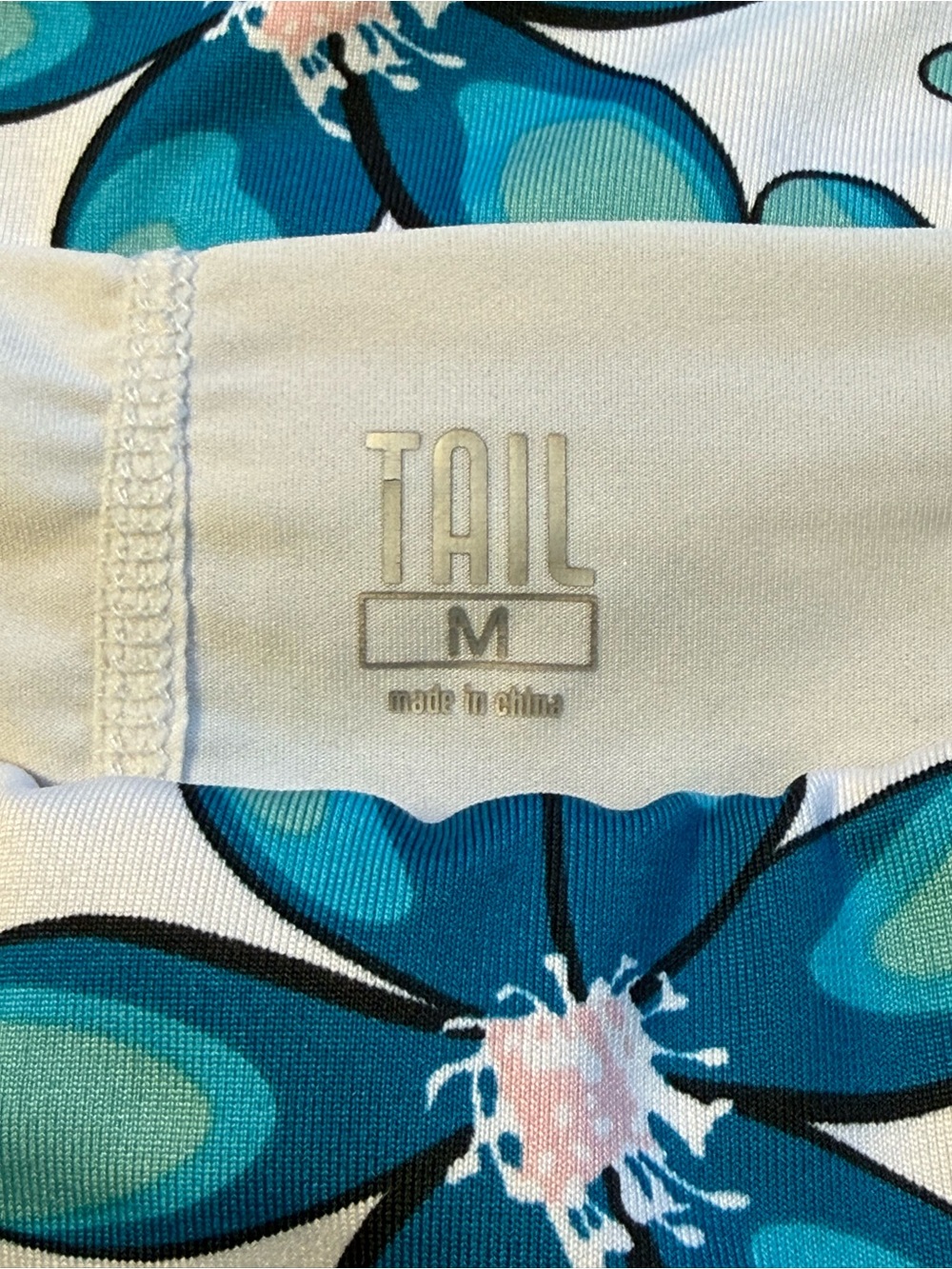 Tail Golf Remy Pull On Teal Floral Performance Golf Skort Size Medium - Picture 2 of 10